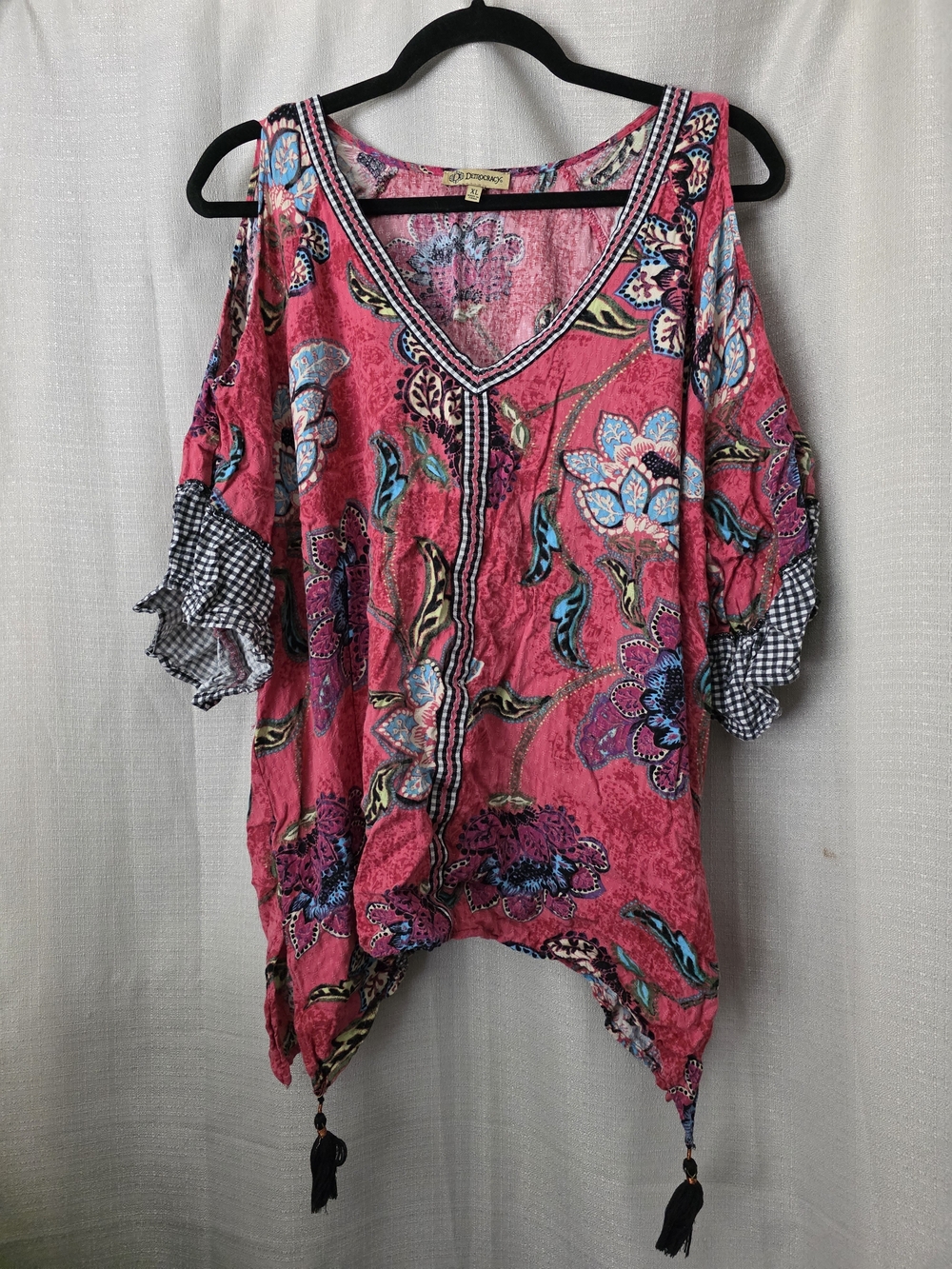 Democracy Women's Floral Blouse, Size XL, V Neck - 100% Rayon